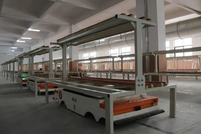 超級工廠特輯·東鵬瓷磚江門基地|堅持“智能制造+綠色生產(chǎn)”發(fā)展模式,構建行業(yè)綠色智能生態(tài)圈